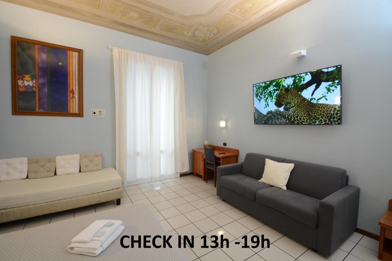 Soana City Rooms Janov Exteriér fotografie