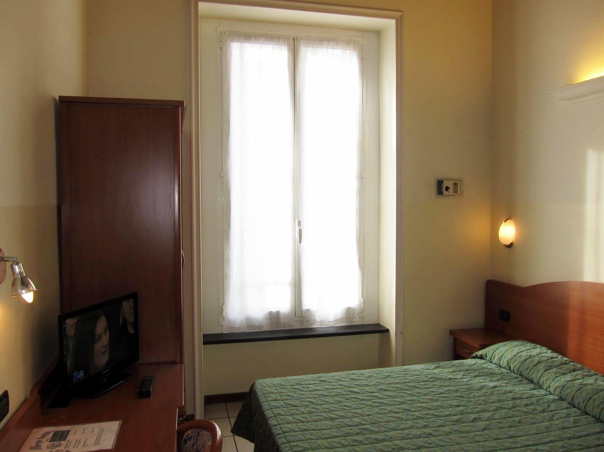 Soana City Rooms Janov Exteriér fotografie