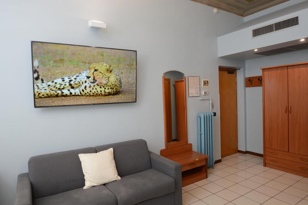 Soana City Rooms Janov Exteriér fotografie