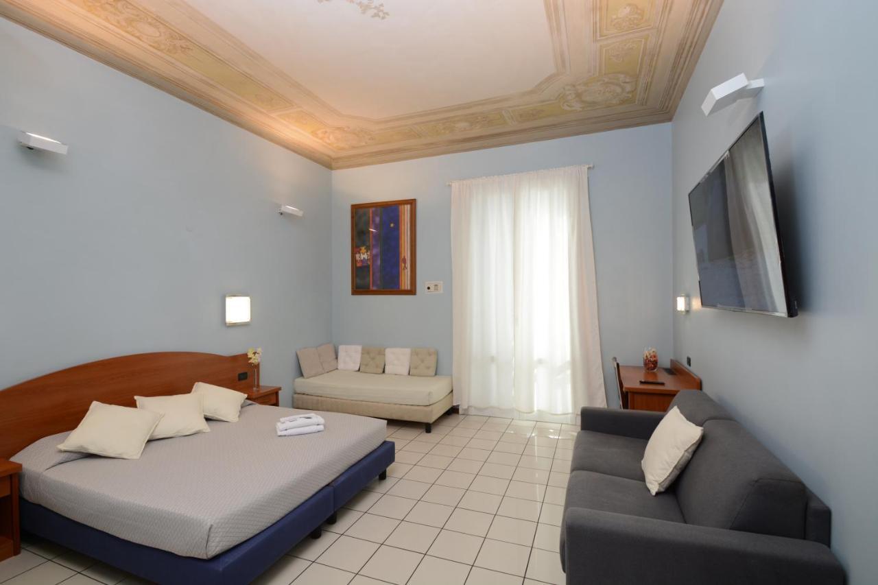 Soana City Rooms Janov Exteriér fotografie