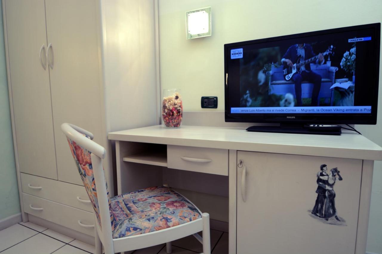 Soana City Rooms Janov Exteriér fotografie