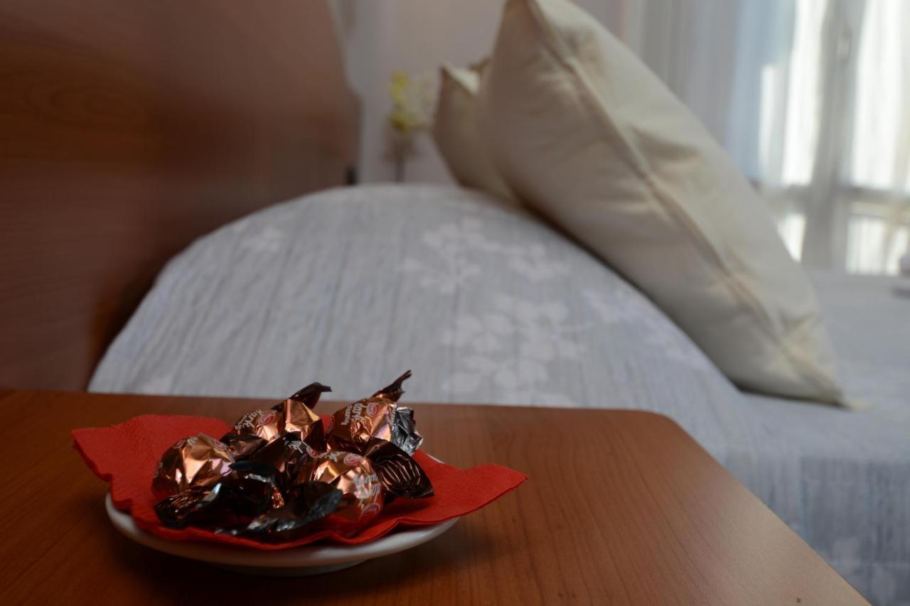 Soana City Rooms Janov Exteriér fotografie