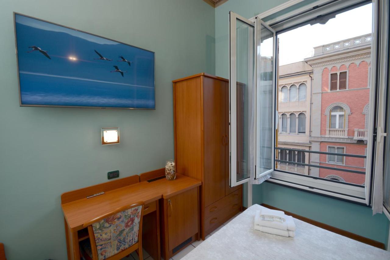 Soana City Rooms Janov Exteriér fotografie