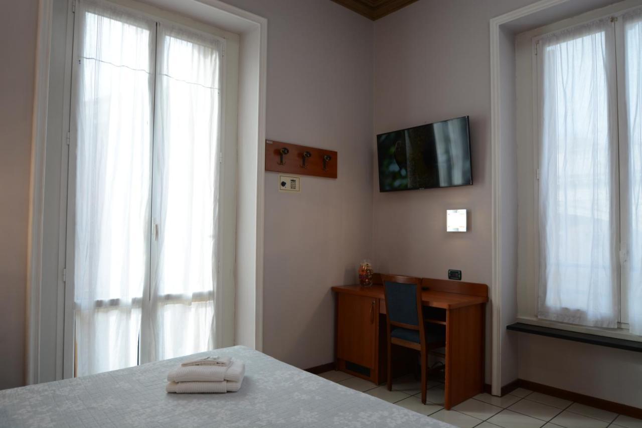 Soana City Rooms Janov Exteriér fotografie